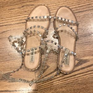 STEVE MADDEN TRAVEL ROCK SANDALS